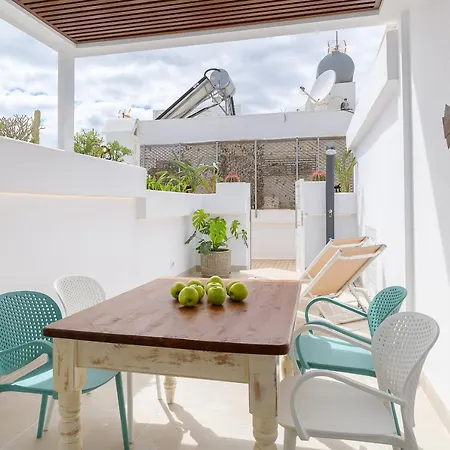 Apartment Casa Felicidad, Vista Mar - Sea Views Puerto del Carmen (Lanzarote)